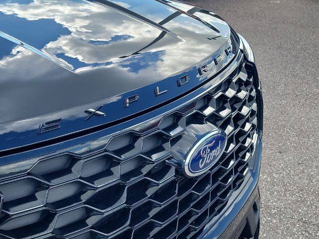 Certified 2025 Ford Explorer ST w/ Sun And Sound Package RWD image 8