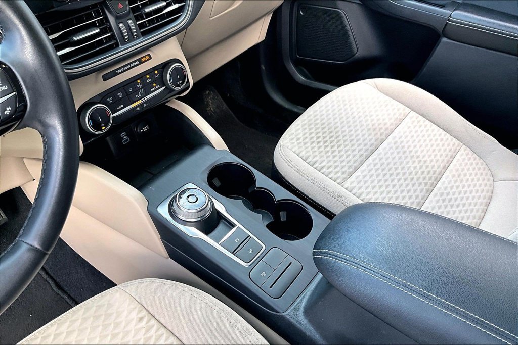 Certified 2022 Ford Escape SE w/ Convenience Package FWD image 14