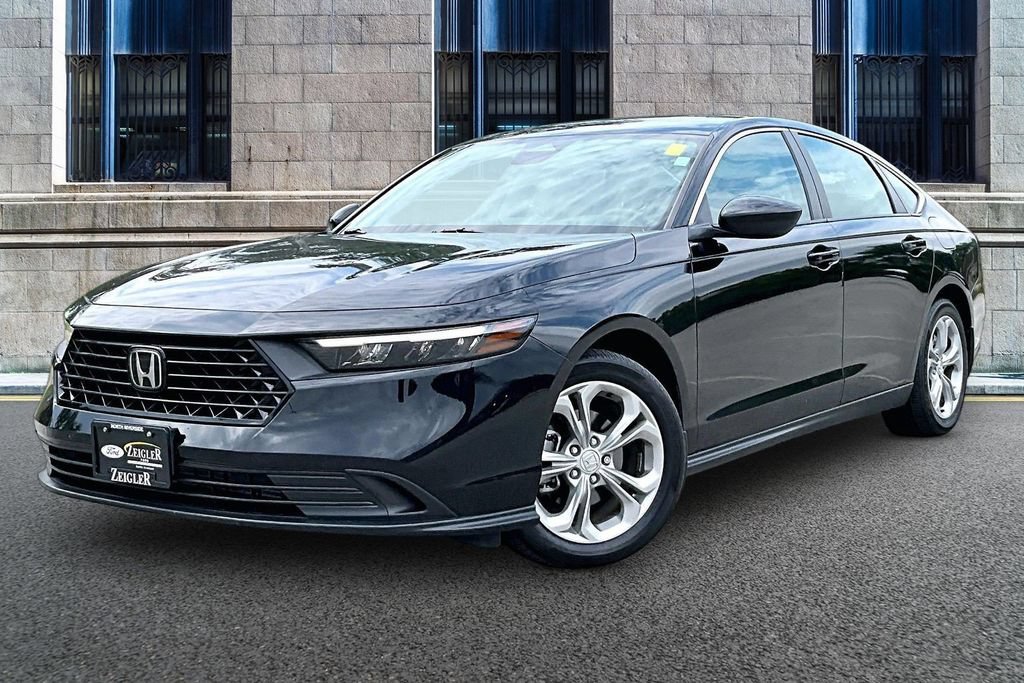 Used 2023 Honda Accord LX image 2