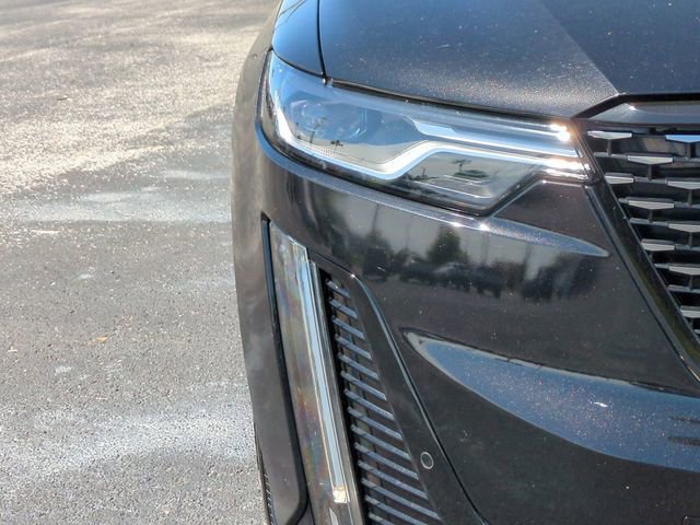 Used 2025 Cadillac XT6 Luxury image 10