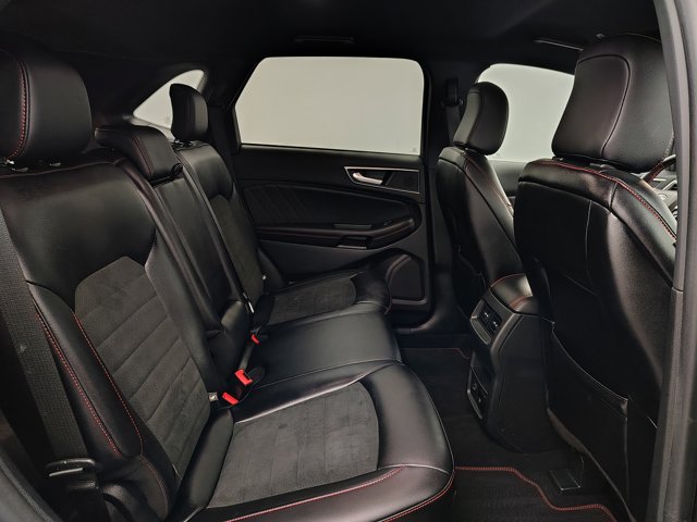 Certified 2022 Ford Edge ST-Line w/ Class II Trailer Tow Package AWD/4WD image 32
