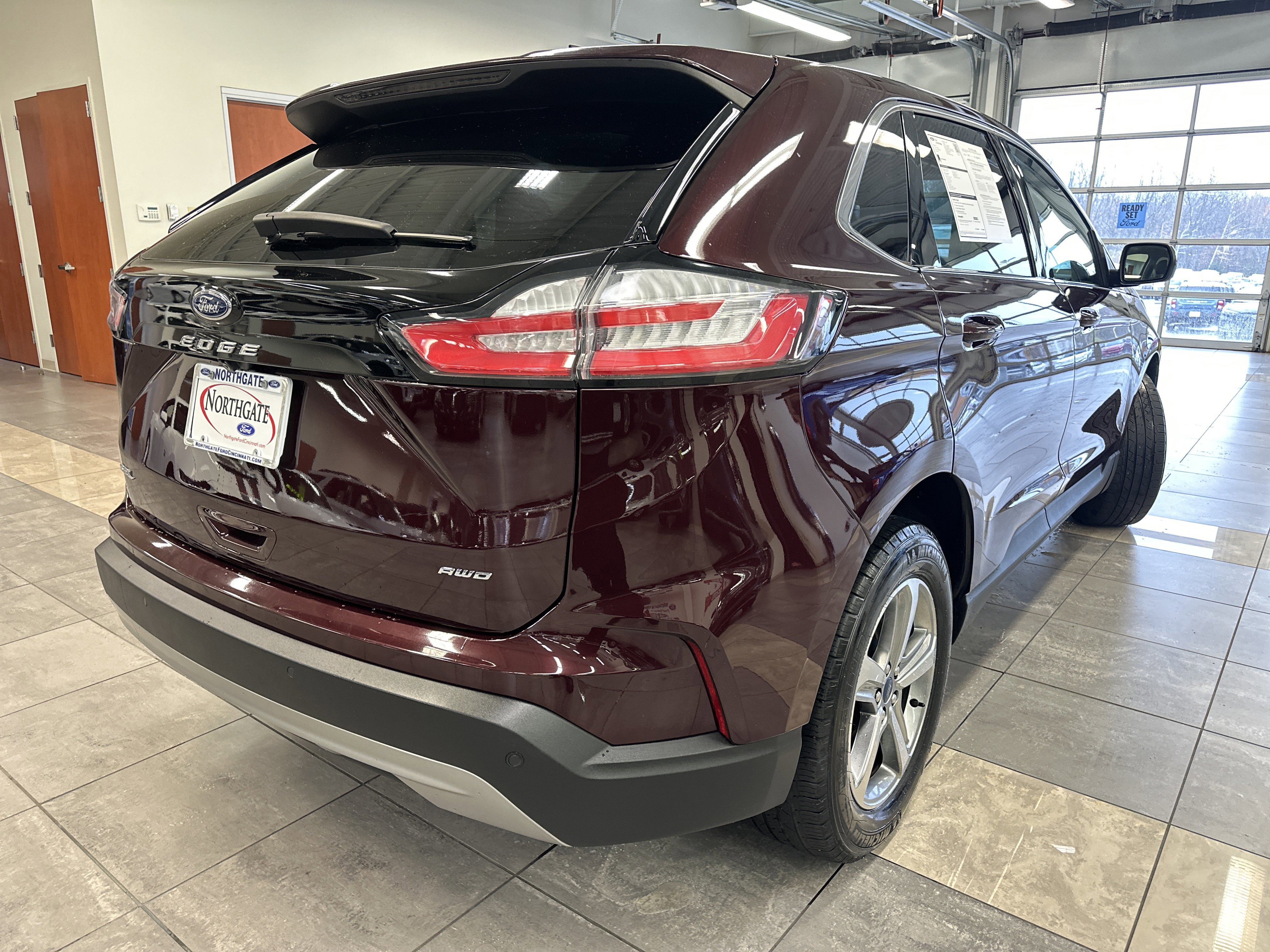 Certified 2022 Ford Edge SEL w/ Convenience Package image 5