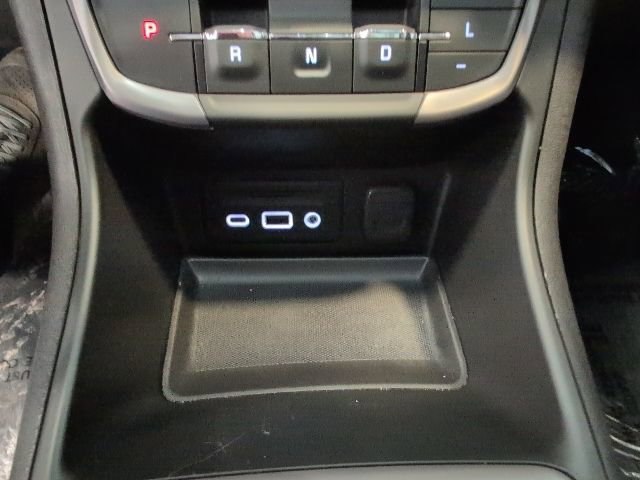 Used 2024 GMC Terrain AT4 w/ Infotainment Package II AWD/4WD image 31