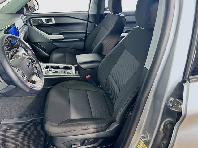 Certified 2022 Ford Explorer XLT image 17