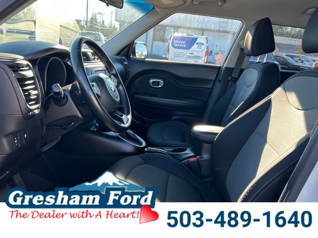 Used 2017 Kia Soul + w/ Designer's Package image 11