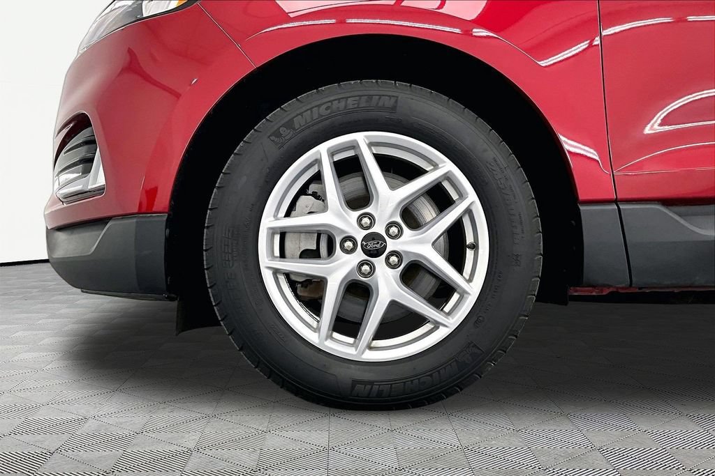 Certified 2023 Ford Edge SEL w/ Convenience Package AWD/4WD image 9