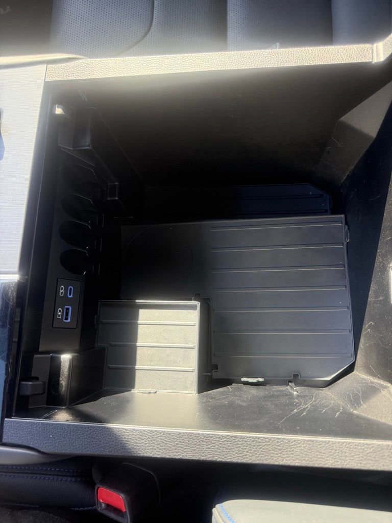 Used 2022 Toyota Tundra Platinum w/ Advanced Package image 30