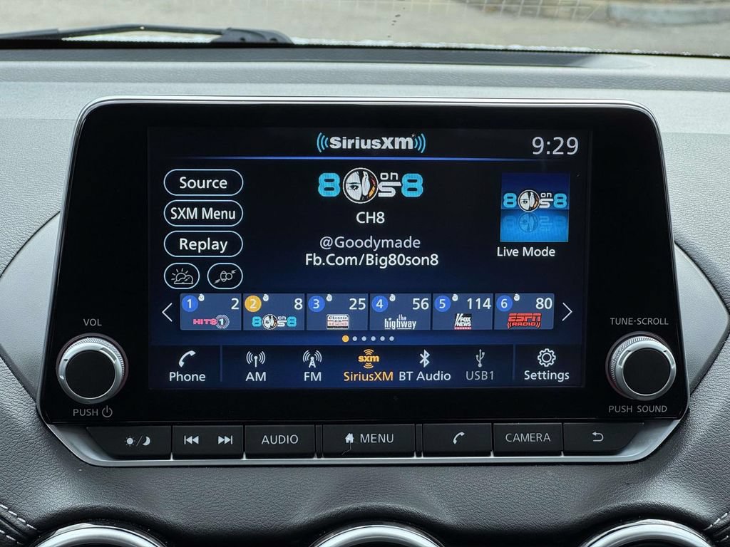 Used 2025 Nissan Sentra SV FWD image 3