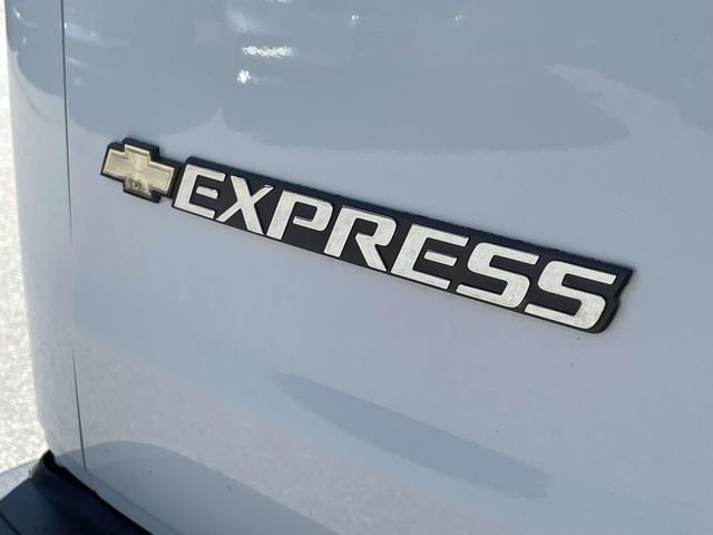 Used 2021 Chevrolet Express 2500 w/ Driver Convenience Package RWD image 10