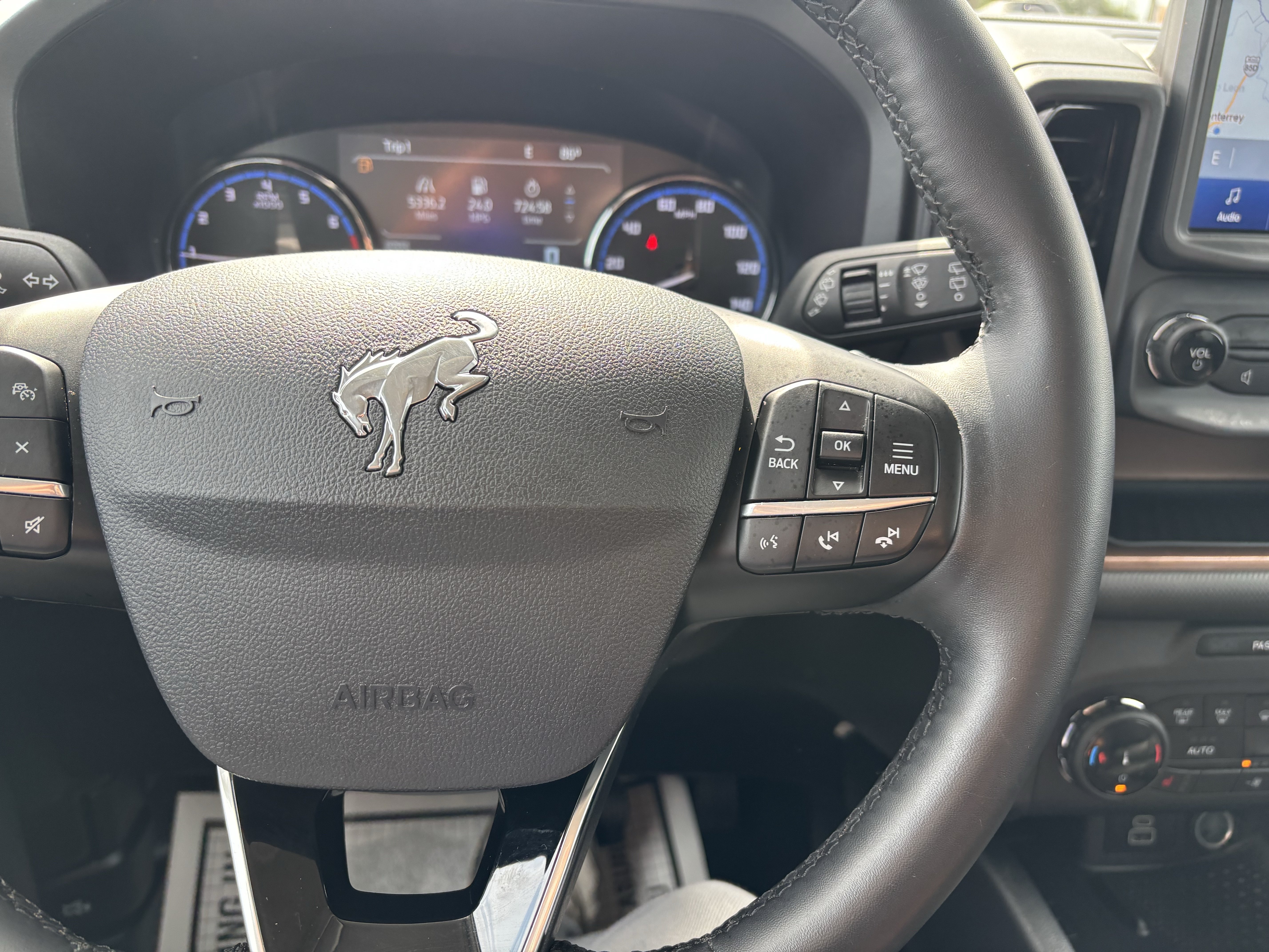 Certified 2024 Ford Bronco Sport Outer Banks w/ Tech Package AWD/4WD image 28