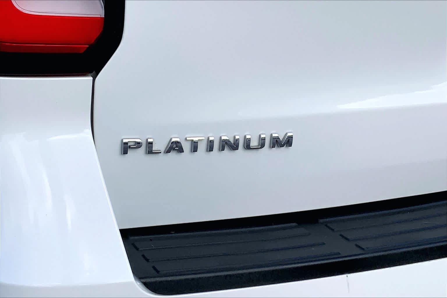 Certified 2023 Ford Expedition Platinum RWD image 10