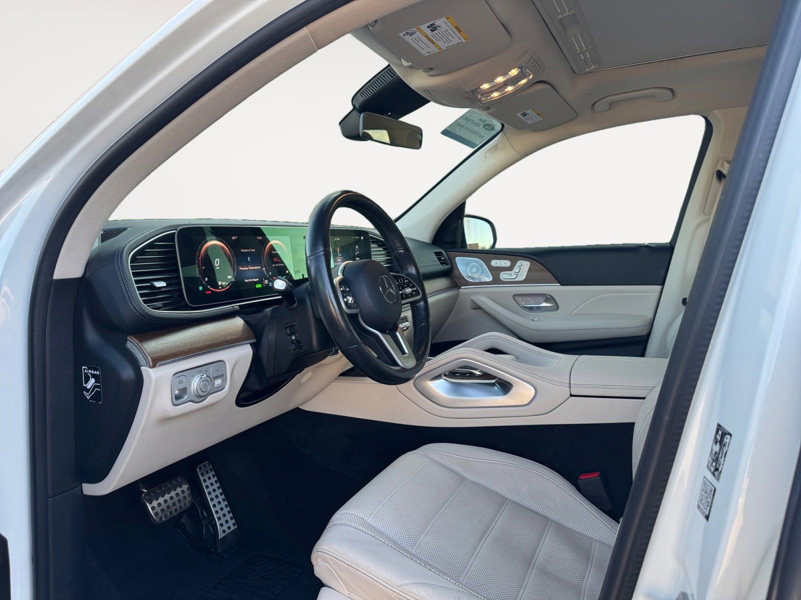 Used 2021 Mercedes-Benz GLS 580 4MATIC image 9