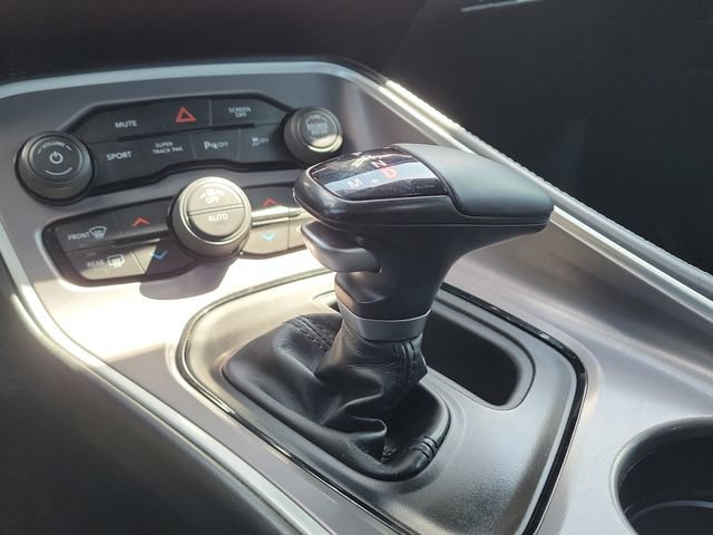 Used 2022 Dodge Challenger R/T RWD image 23