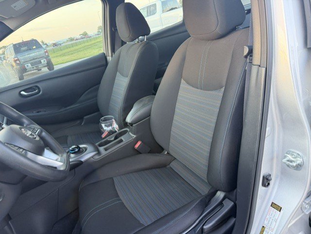 Used 2024 Nissan Leaf S FWD image 13