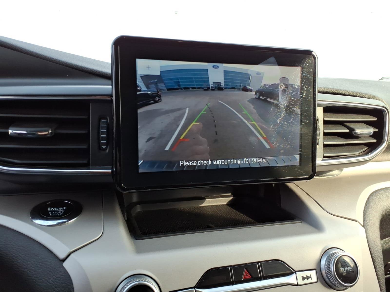 Certified 2024 Ford Explorer XLT w/ Equipment Group 202A image 20