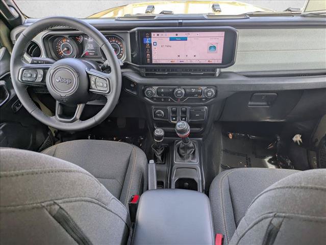 Used 2026 Jeep Wrangler Sport AWD/4WD image 16
