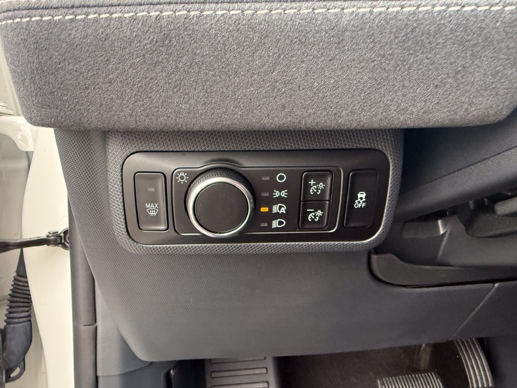 Certified 2025 Ford Mustang Mach-E GT AWD/4WD image 31