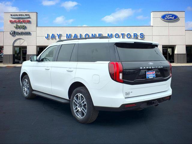 Certified 2025 Ford Expedition Active AWD/4WD image 4