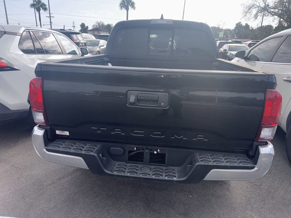 Used 2022 Toyota Tacoma SR5 w/ SR5 Appearance Package (SM) image 2