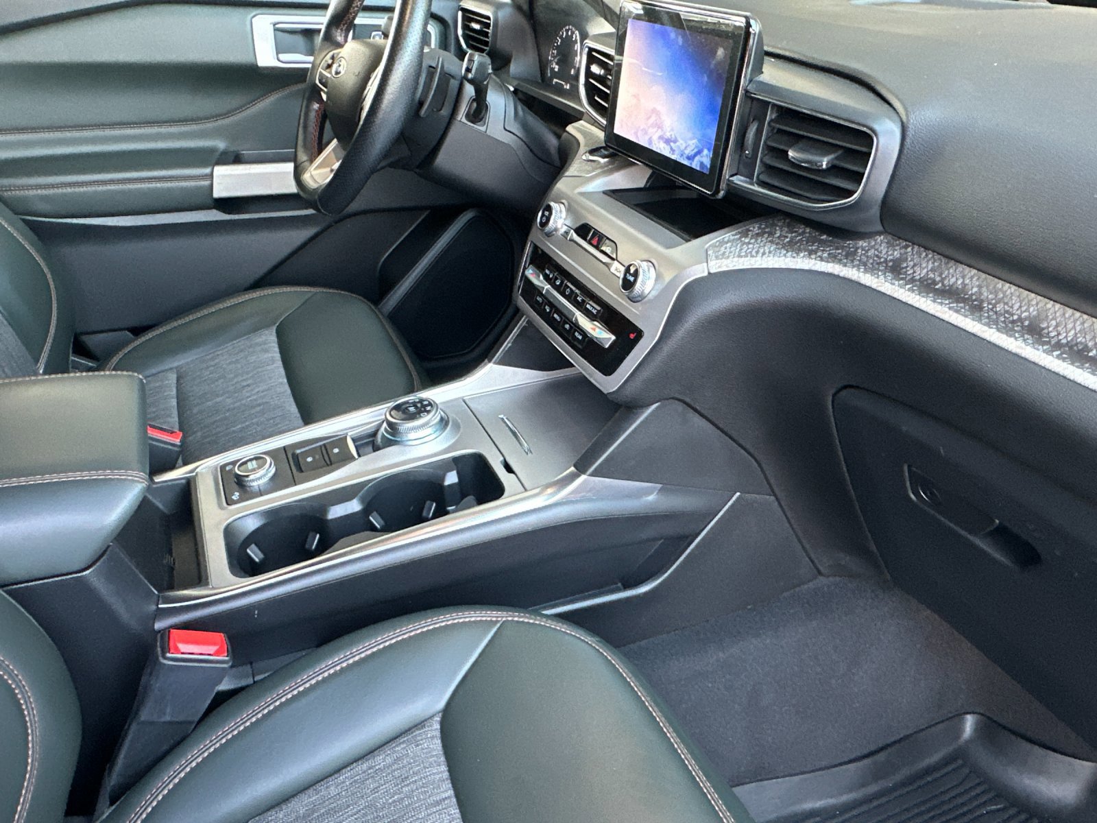 Certified 2022 Ford Explorer Timberline image 18