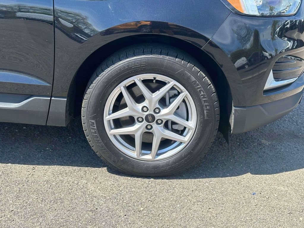 Certified 2024 Ford Edge SEL AWD/4WD image 7