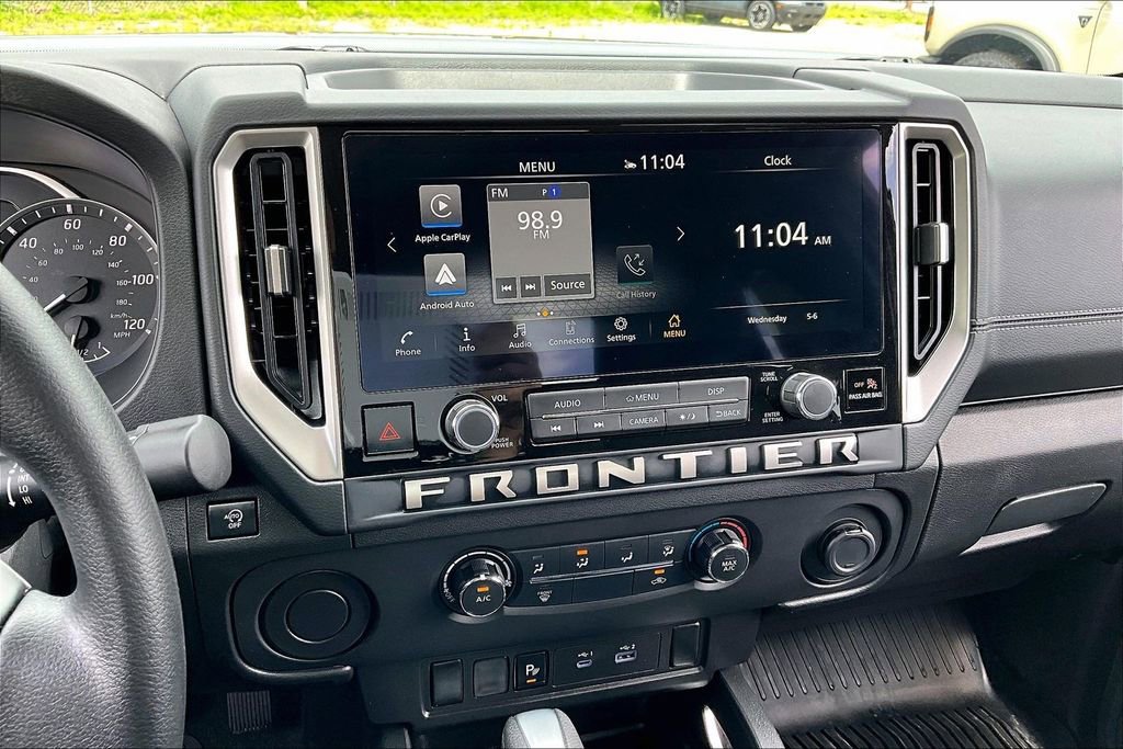 Used 2025 Nissan Frontier SV RWD image 32