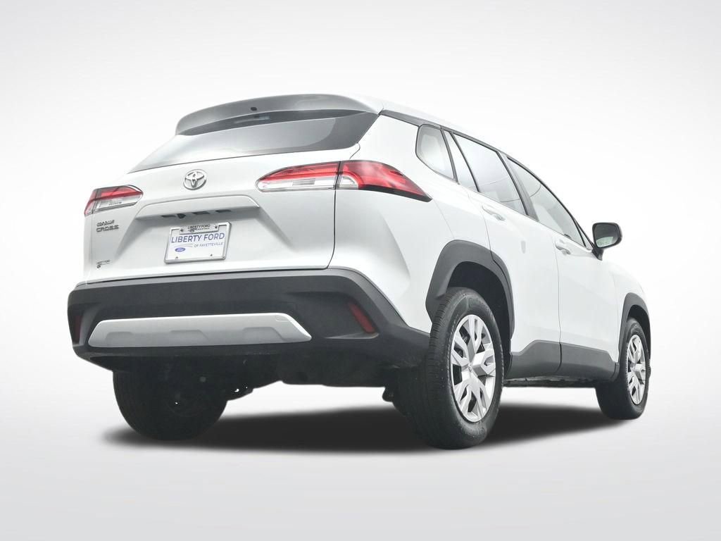 Used 2025 Toyota Corolla Cross L FWD image 37