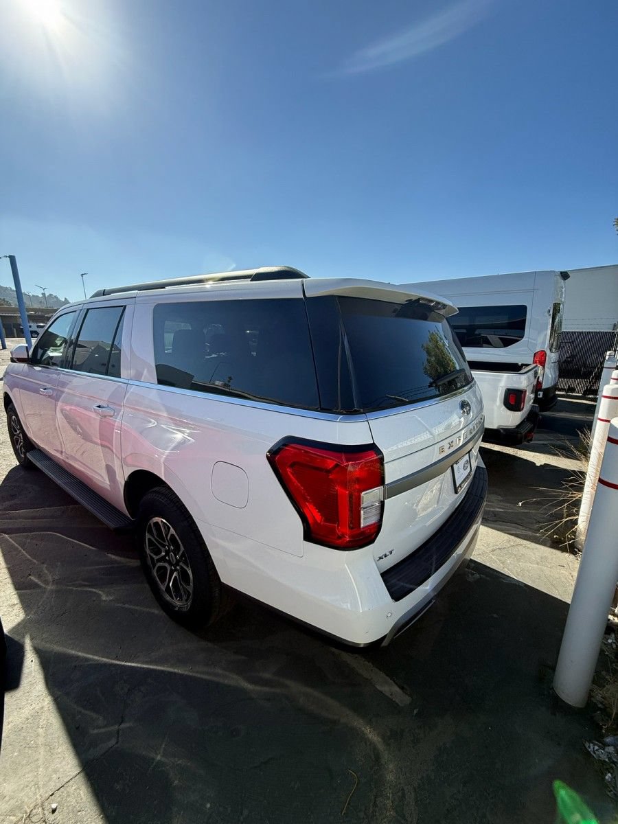 Certified 2024 Ford Expedition Max XLT RWD image 2