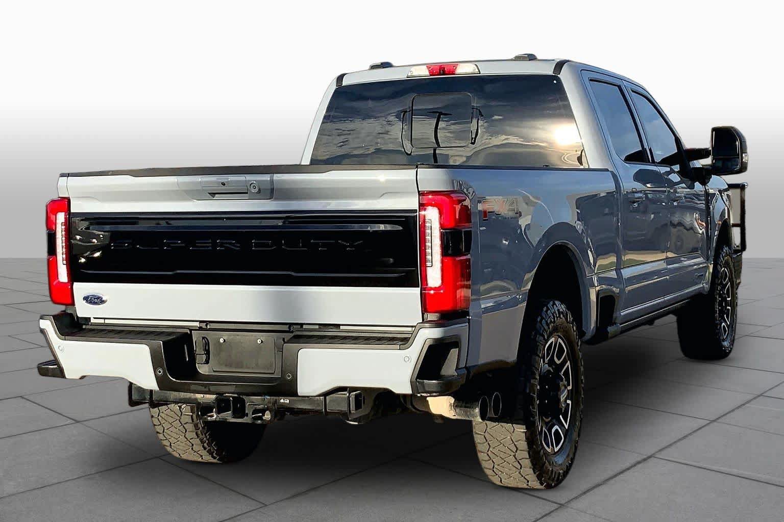 Certified 2025 Ford F250 Platinum AWD/4WD image 13