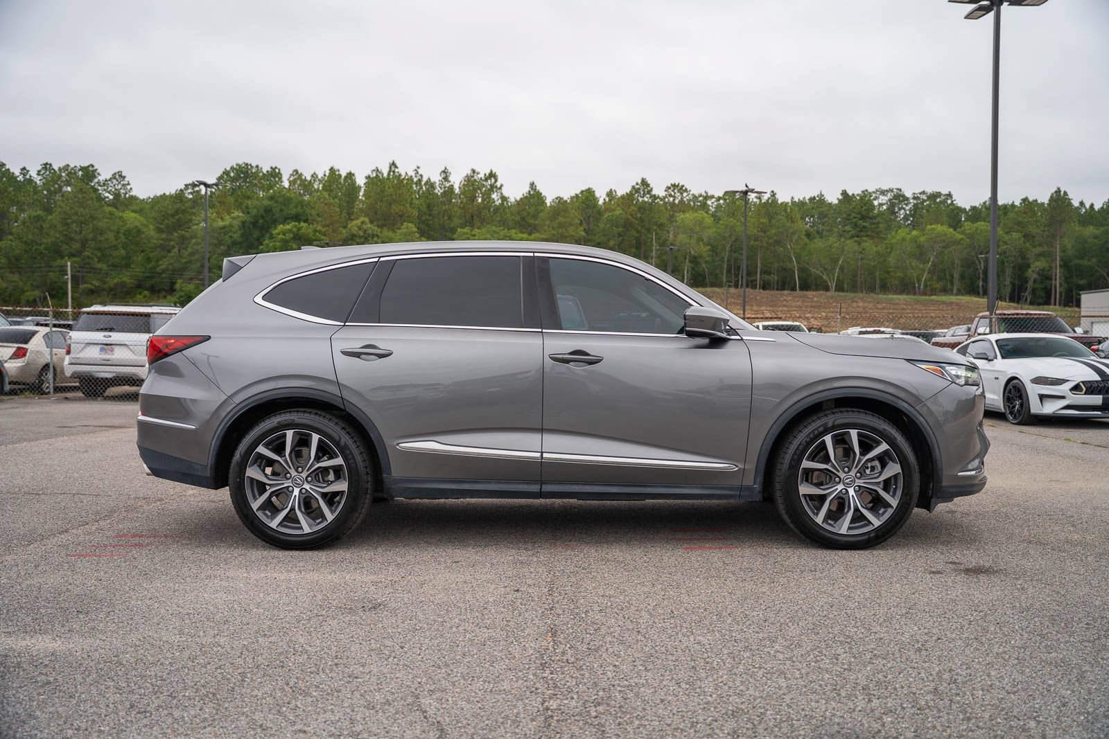 Used 2022 Acura MDX FWD w/ Technology Package image 12
