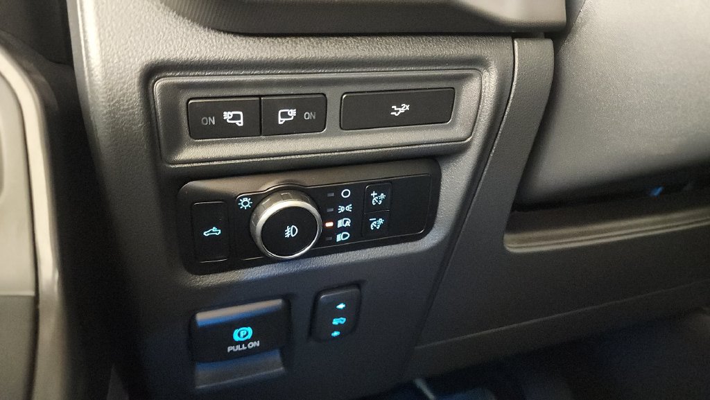 Certified 2024 Ford F150 Lariat AWD/4WD image 27