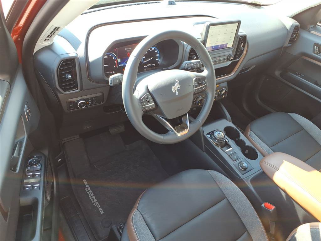 Certified 2024 Ford Bronco Sport Outer Banks w/ Tech Package AWD/4WD image 8