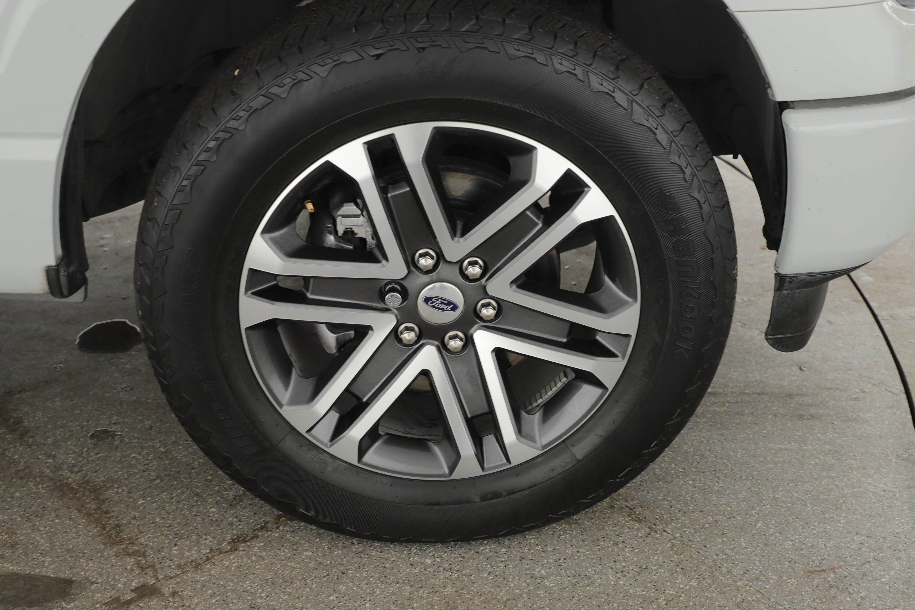 Certified 2023 Ford F150 XL w/ STX Appearance Package image 5