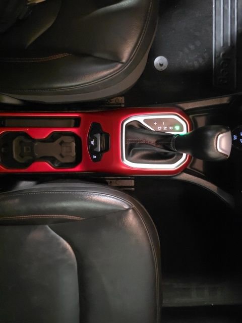 Used 2018 Jeep Renegade Trailhawk image 20