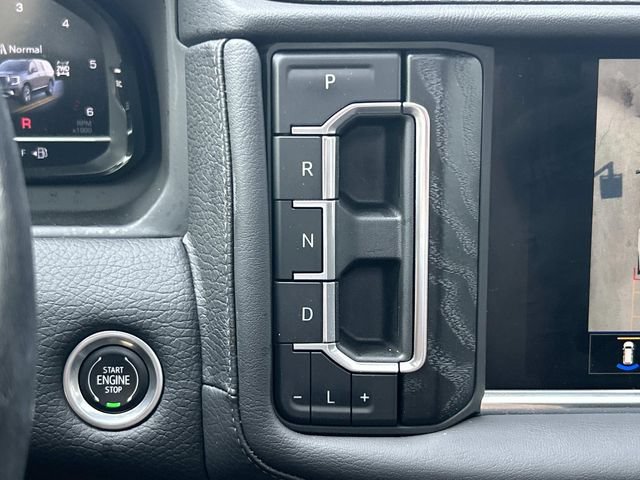 Used 2022 GMC Yukon XL Denali AWD/4WD image 43