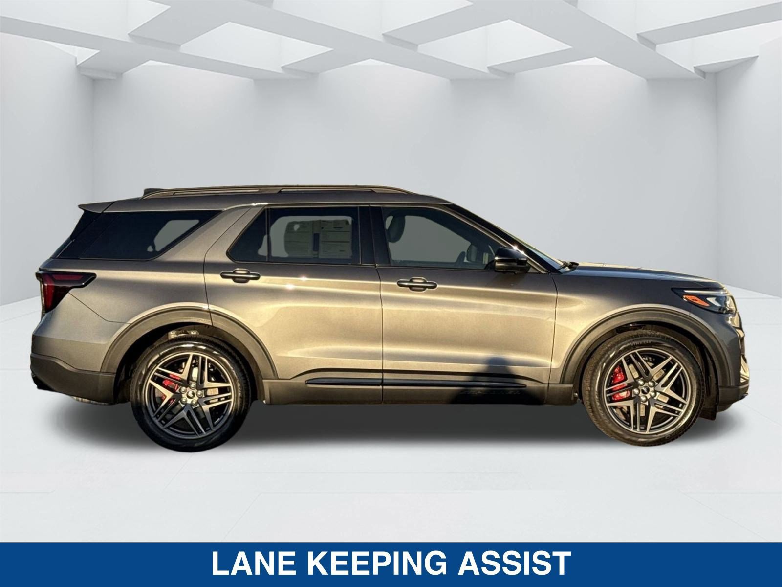 Certified 2025 Ford Explorer ST w/ Sun And Sound Package image 5