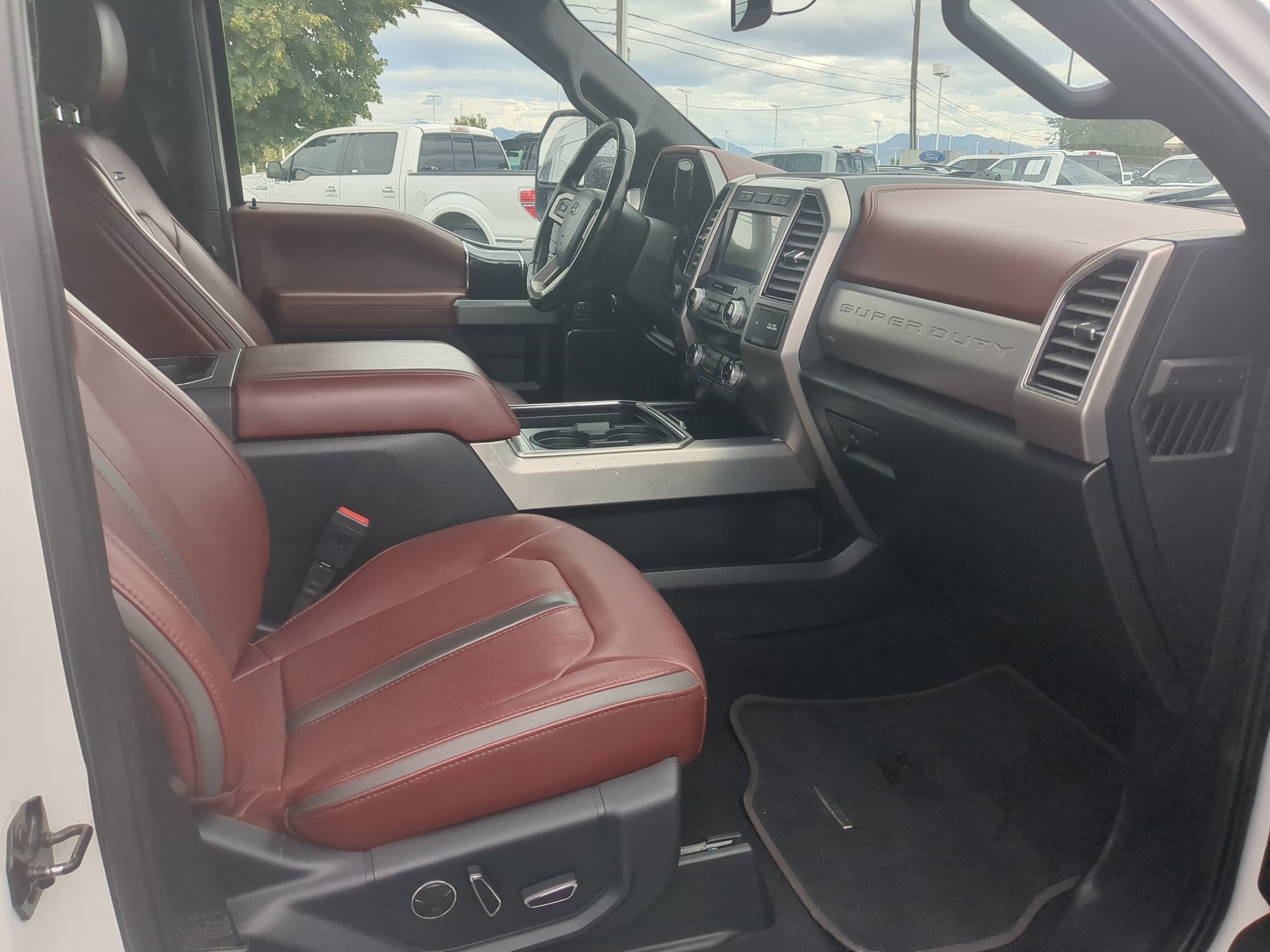 Certified 2021 Ford F350 Platinum AWD/4WD image 33