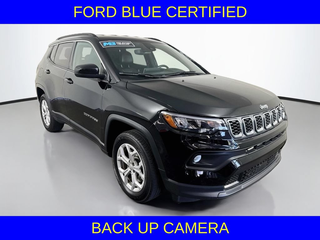 Used 2024 Jeep Compass Latitude AWD/4WD image 4