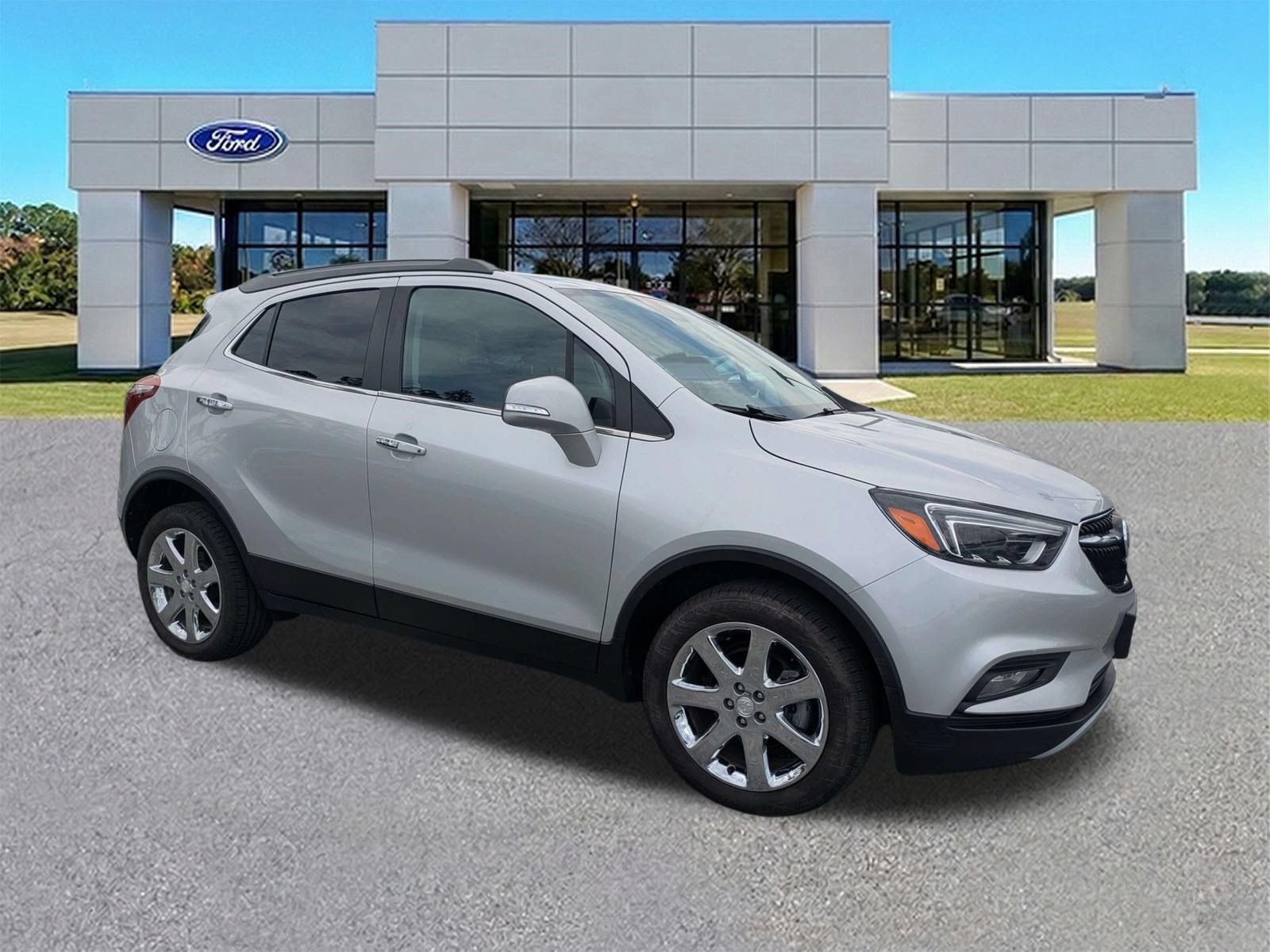 Used 2020 Buick Encore Essence w/ Experience Buick Package AWD/4WD image 1