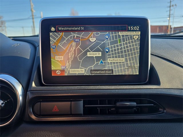 Used 2019 FIAT 124 Spider Abarth w/ Navigation & Sound Group image 18