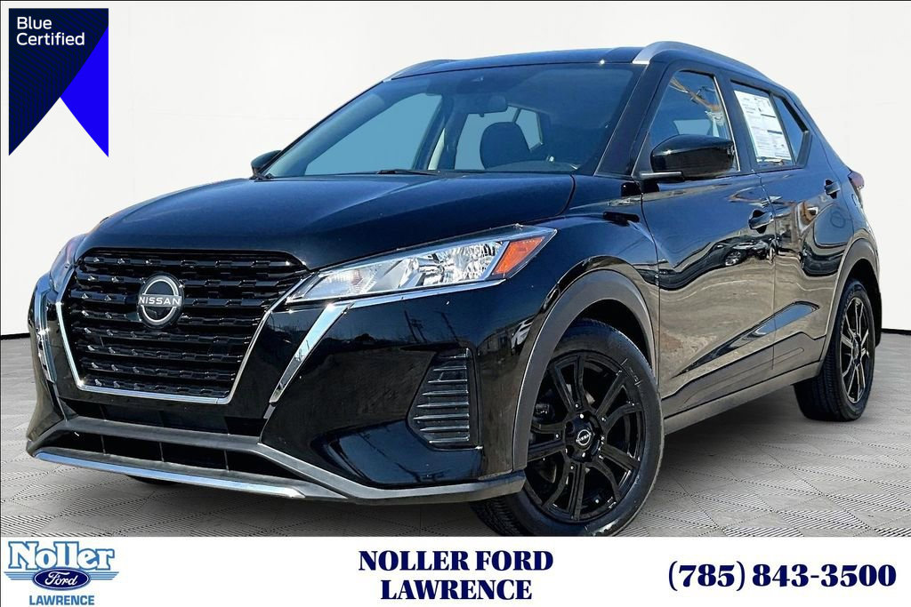 Used 2023 Nissan Kicks SV image 1