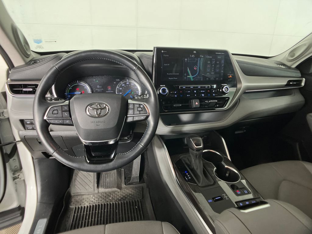 Used 2021 Toyota Highlander Limited image 11