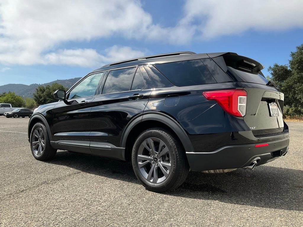 Certified 2024 Ford Explorer XLT w/ Equipment Group 202A image 92