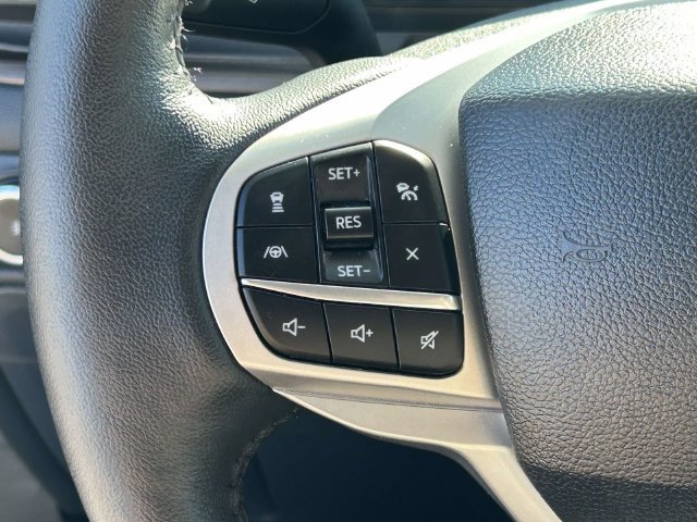 Certified 2024 Ford Explorer Limited w/ Limited Technology Package RWD image 16