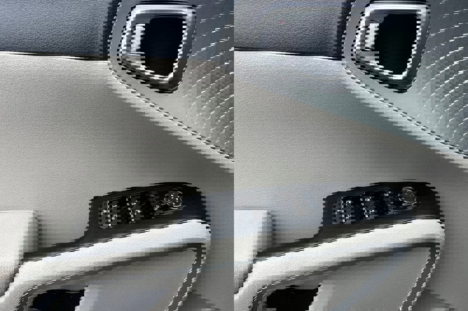 Used 2024 Kia Soul LX w/ Option Group 015 image 12