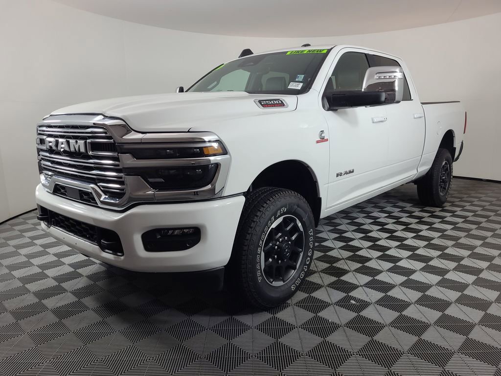 Used 2026 RAM 2500 Laramie AWD/4WD image 7