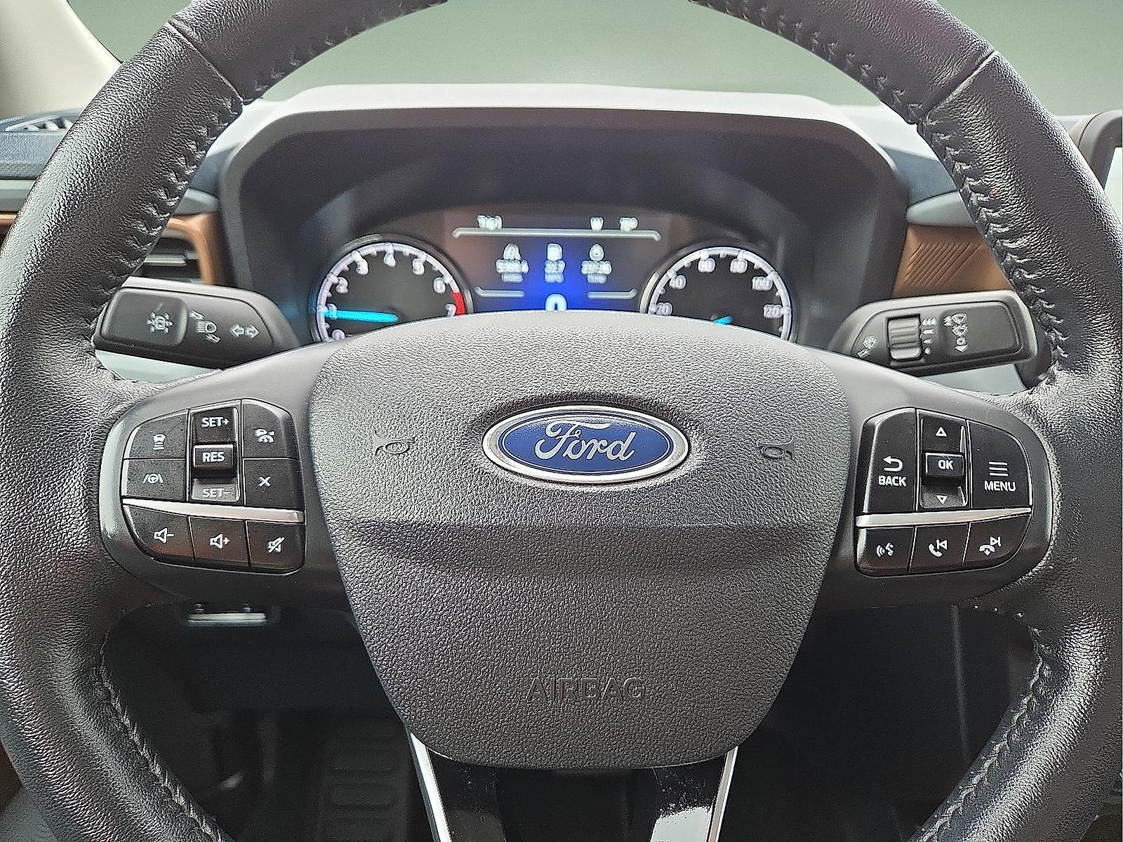 Certified 2022 Ford Maverick Lariat w/ Lariat Luxury Package image 24