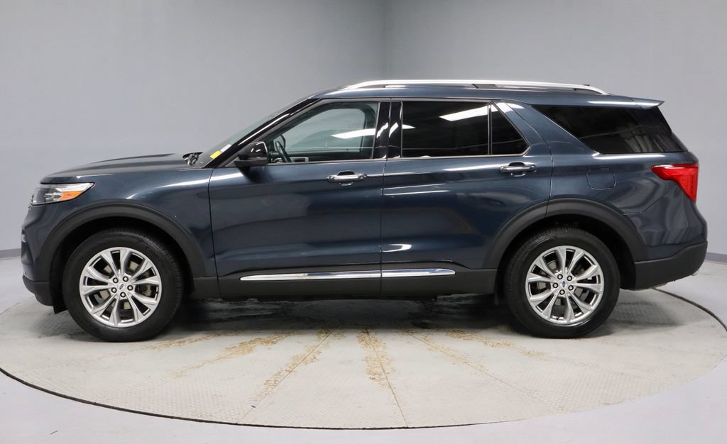 Certified 2023 Ford Explorer Limited w/ Equipment Group 301A AWD/4WD image 10