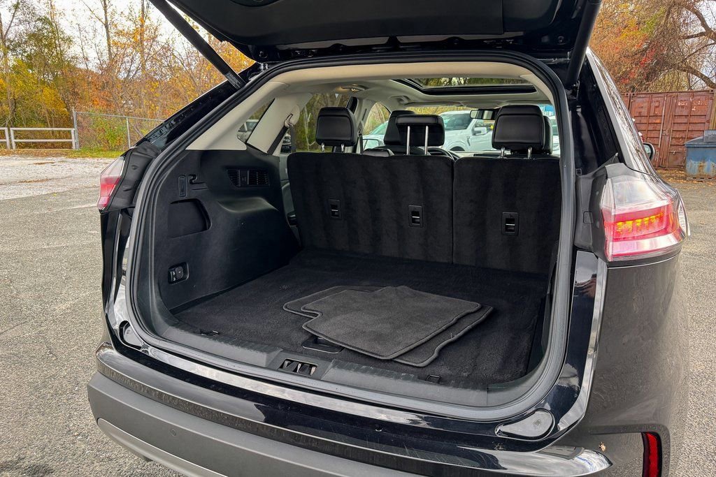 Certified 2022 Ford Edge SEL w/ Convenience Package image 18