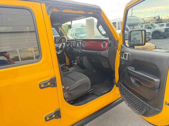 Used 2020 Jeep Wrangler Unlimited Rubicon AWD/4WD image 28